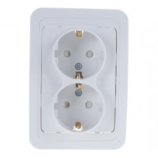 Розетка двойная с заземлением со шторкой CLASSICO белая 2128x IN HOME, арт.4690612000985