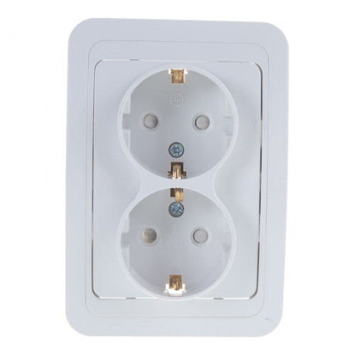 Розетка двойная с заземлением со шторкой CLASSICO белая 2128x IN HOME, арт.4690612000985