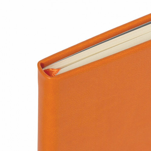 Блокнот А5 (148x218 мм), BRAUBERG Metropolis X, под кожу, 80 л., резинка, клетка, оранжевый, 111032