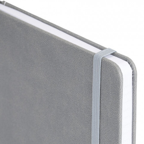 Блокнот А5 135x212мм BRAUBERG Soft touch под кожу, резинка, держатель, 80л клетка, серый, 117146
