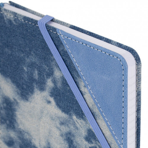 Блокнот А5 135x210мм BRAUBERG Denim, ткань/экокожа, резинка, держатель, 80л клетка, голубой, 117138