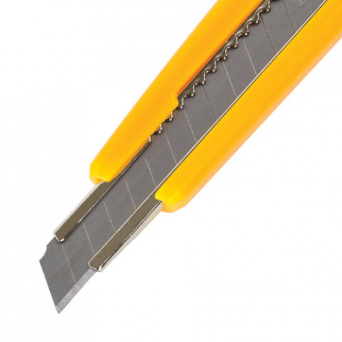Нож канцелярский 9 мм BRAUBERG Standard, автофиксатор, корпус ассорти, блистер, 230916