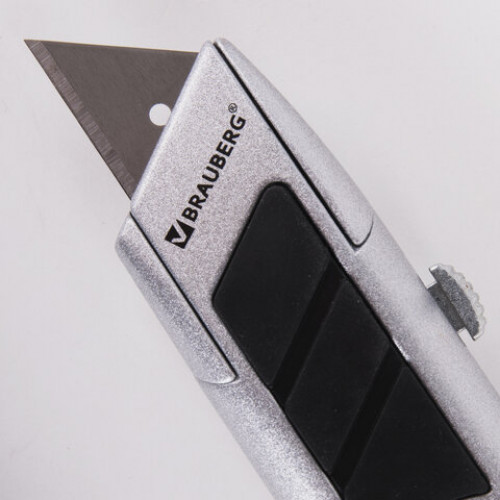 Нож универсальный мощный BRAUBERG Professional, 6 лезвий в комплекте, фиксатор, металл, 235403