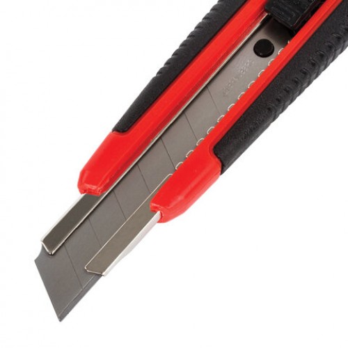 Нож канцелярский 18 мм BRAUBERG Universal, 3 лезвия в комплекте, автофиксатор, черно-красный, 271351