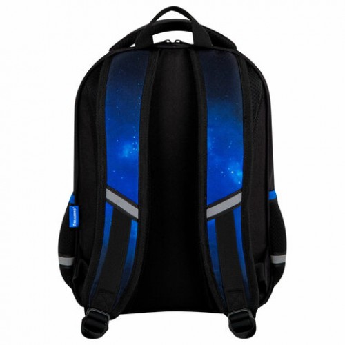 Рюкзак BRAUBERG OPTIMA, 2 отделения, с брелоком, Brave astronaut, 3D-панель, 36х27х18 см, 273159