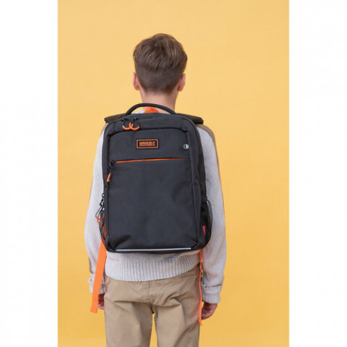 Рюкзак GRIZZLY школьный, анатом. спинка, 2 отделения, д/мальч., BLACK/ORANGE, 39х26х1, RB-156-1m/7