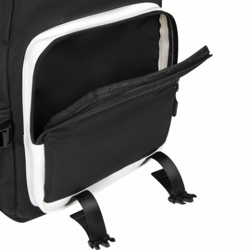 Рюкзак BRAUBERG FUSION универcальный, USB-порт, черный с белыми вставками, 45х31х15 см, 271657
