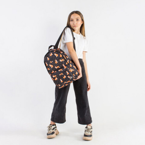 Рюкзак BRAUBERG POSITIVE универсальный, потайной карман, Sly foxes, 42х28х14 см, 270779