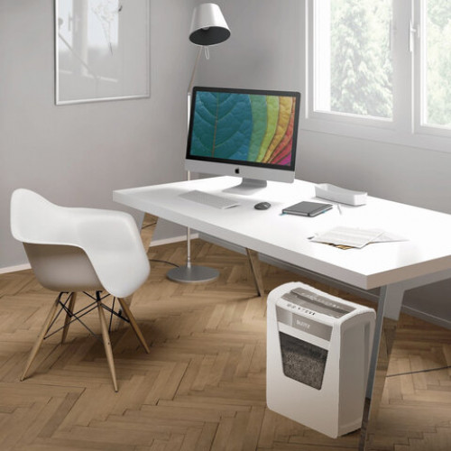 Уничтожитель (шредер) LEITZ IQ OFFICE P4, 4 уровень секретности, 4x40 мм, 15 листов, 23 л, 80030000