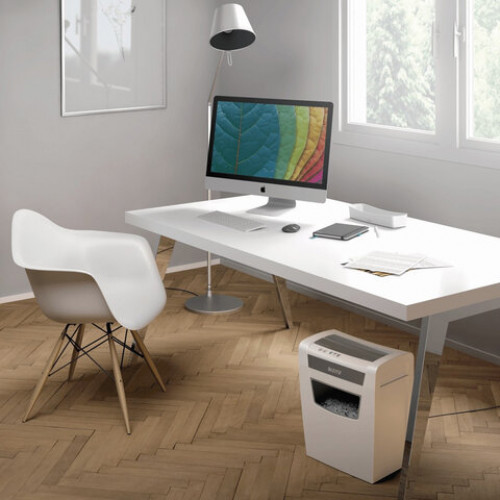 Уничтожитель (шредер) LEITZ IQ HOME OFFICE P4, 4 уровень секретности, 4x28 мм, 10 листов, 23 л, 80090000